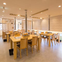 焼肉 タックン