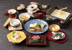 名物「引き上げ湯葉(鍋物)」が味わえる懐石は接待にもおすすめ