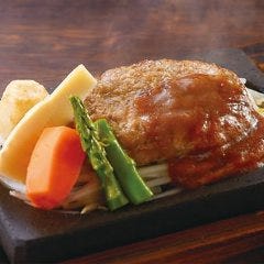 ふわふわ食感で旨みがたっぷりと詰まった『豆腐ハンバーグ』