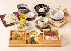 『お子様御膳』は大人顔負け、梅の花自慢の豆腐料理を楽しめます