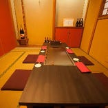 2Fには落ち着いた雰囲気の和室があります。接待やお食事会にも最適