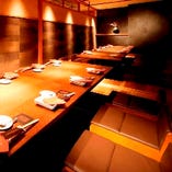 掘りごたつ席【KOAGARI-こあがり】
１０名様と１４名様の２部屋。最大２６名様のほりごたつ個室です。