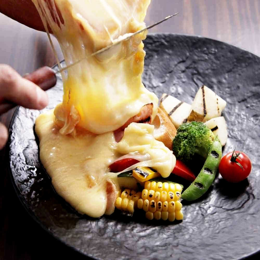 ラクレットチーズ 熟成和牛 きこりのお家 新宿西口 こだわり情報1 ぐるなび