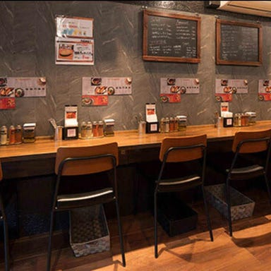 中目黒カレー 明凛堂_カウンター席(1~1名様×6席)