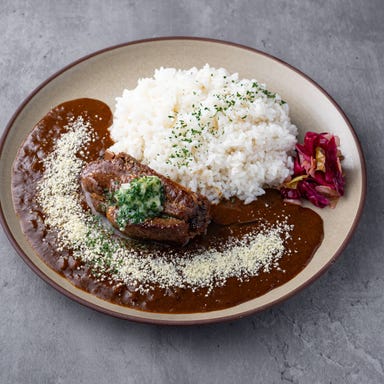 中目黒カレー 明凛堂_ほろほろ肉塊 骨付きポークスペリブカレー 濃厚スペシャルトッピング