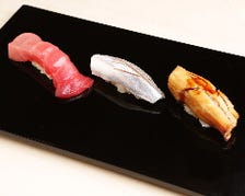 旬の素材にこだわった江戸前寿司
