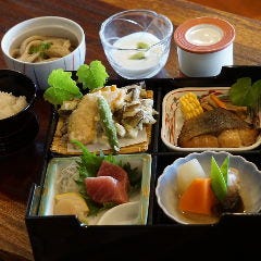 いこいの村ヘリテイジ美の山 