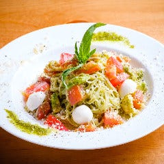 お肉料理にイタリアン、豊富なメニュー揃えてます♪