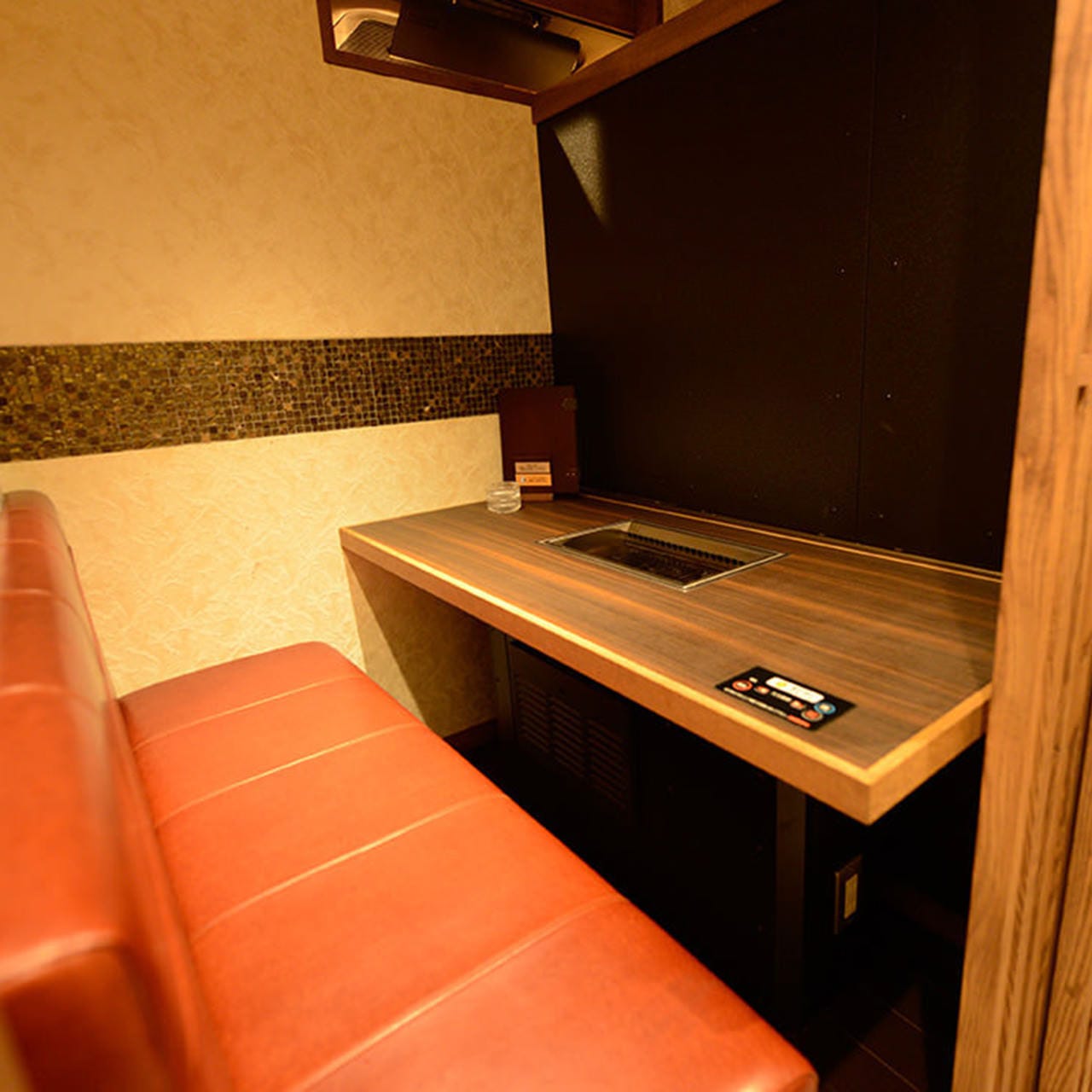 焼肉 龍の巣 梅田ハナレ 個室 ぐるなび