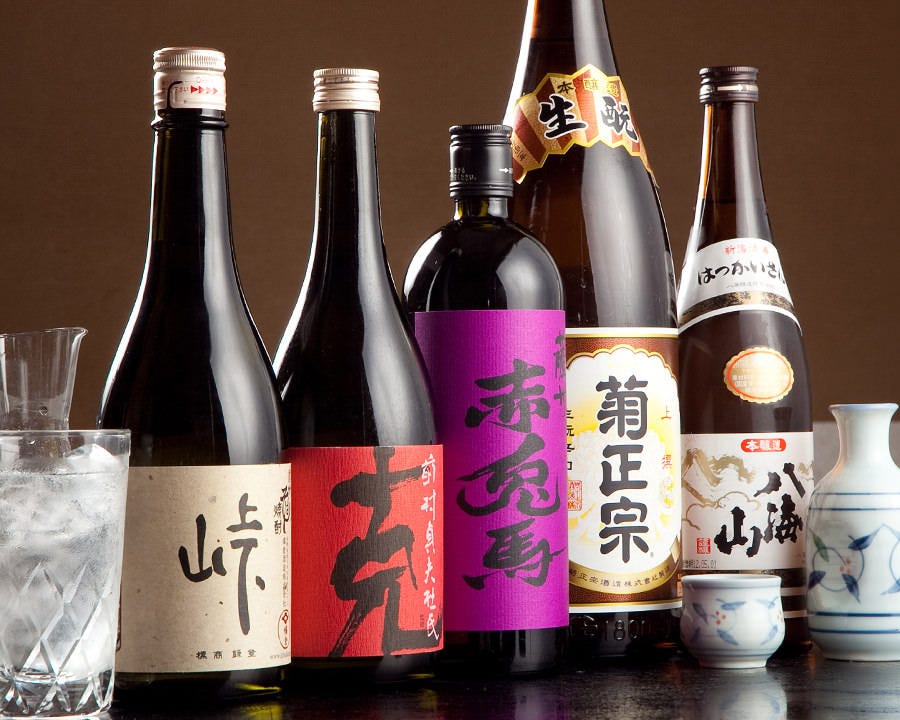 日本全国から集めた選りすぐり
手に入りにくい焼酎・日本酒あり