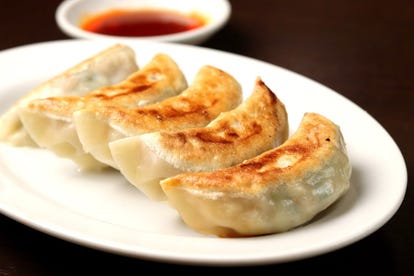 美味しいお店が見つかる 新宿 餃子 食べ放題メニュー おすすめ人気レストラン ぐるなび