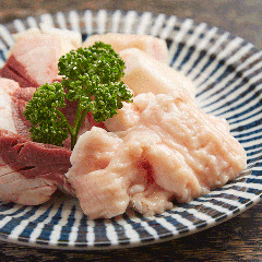 こだわりの厳選ぷりぷりホルモン！