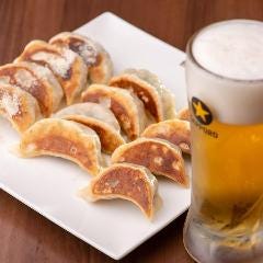 24時間 餃子酒場 目黒店