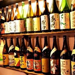 ずらりと並んだ焼酎が圧巻です！