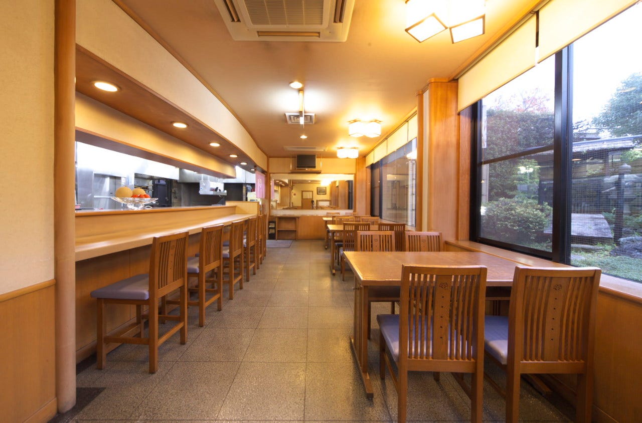 あつた 蓬莱軒 神宮店 写真 ぐるなび