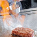 ◆Atout LUXE - Rich & Lucky◆キャビア,フォアグラ,活伊勢海老,活鮑,黒毛和牛を巡る美食コース33,000円