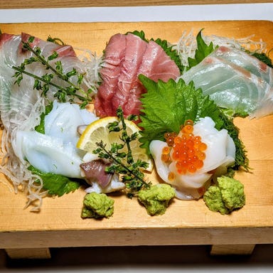 築地浜茂鮨_刺身盛り合わせ