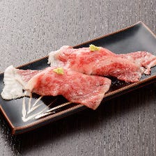 当店看板メニューのA5黒毛和牛サーロイン炙り寿司がオススメ！