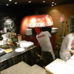 PIZZA SALVATORE CUOMO 伏見