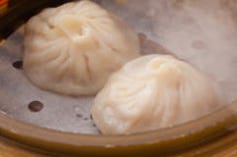 驊騮（かりゅう）＜5/7 wed. ～ 6/30 mon.＞
