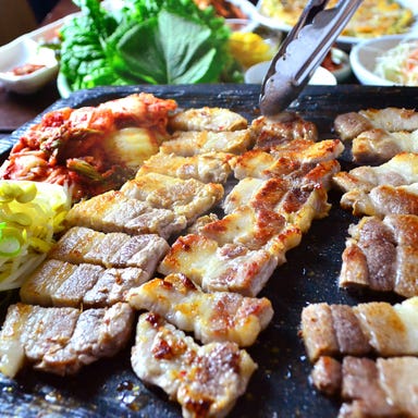韓国料理 サムギョプサル 李朝園 生野店 こだわりの画像