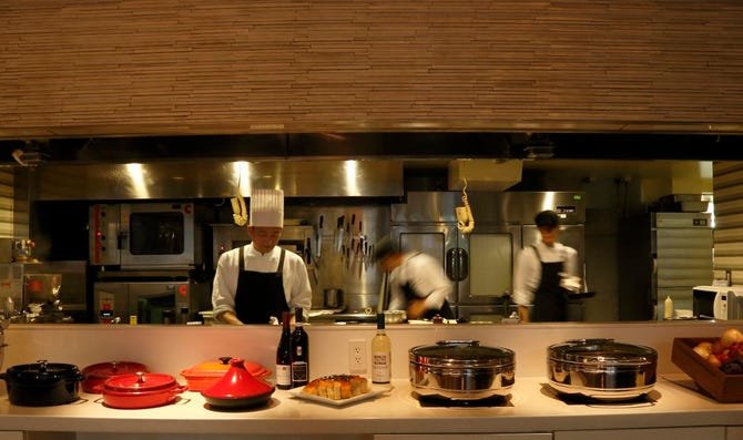 Crowne Cafe クラウンカフェ 博多 バイキング ビュッフェ ぐるなび