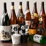 日本全国から様々な日本酒や焼酎を豊富に取り揃え！