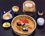 竹定食(上寿司付)　1,900円(平日ランチ）