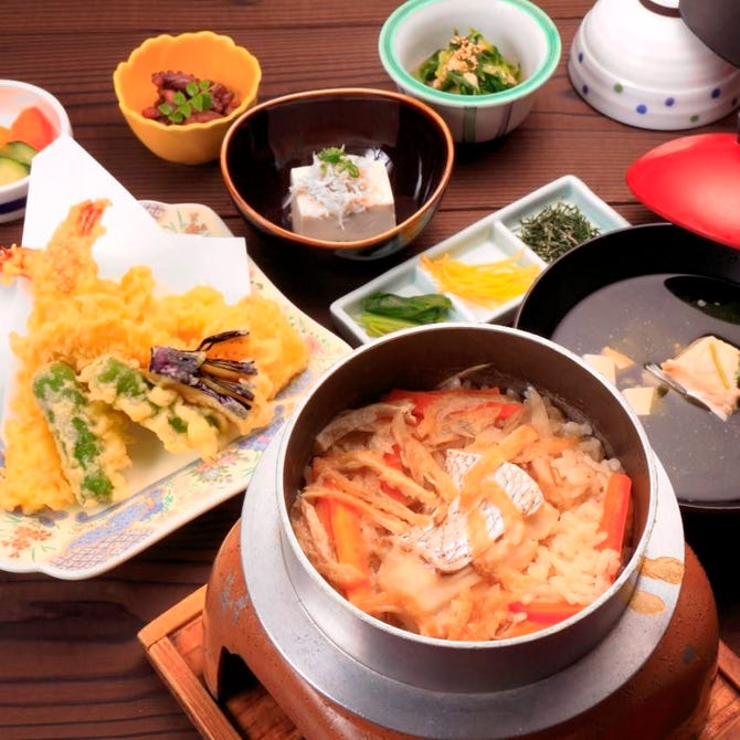 伊予のご馳走 おいでん家 道後店 松山 居酒屋 ぐるなび