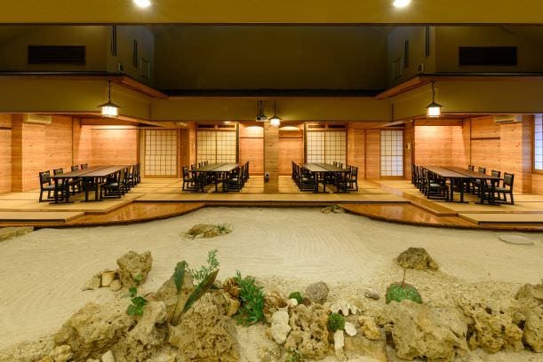 琉球料理と琉球舞踊 四つ竹 久米店（那覇/沖縄料理） - 楽天ぐるなび