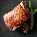 クセのない柔らかな肉質の倭鴨は絶品の美味しさ！