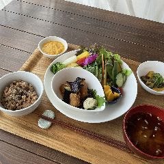 繭久里カフェ