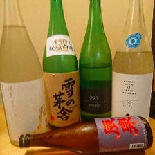 日本酒好きの店主拘りの品揃え