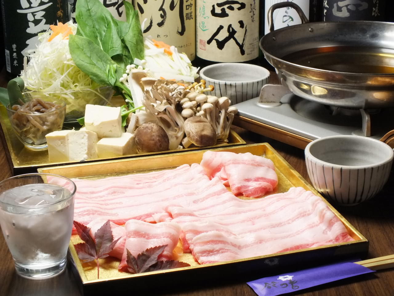 看板メニューの 沖縄あぐー豚しゃぶコース 全8品 2時間飲み放題付き4500円 3時間飲み放題付き5000円の詳細 鈴の音 三鷹 三鷹 居酒屋 ぐるなび 看板メニューの 沖縄あぐー豚しゃぶコース 全8品 2時間飲み放題付き4500円 3時間飲み放題付き5000円の詳細 鈴の音 三鷹 三鷹 居酒屋 ぐるなび