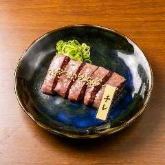 チレ ホルモンの旨い店 焼肉十兵衛_チレ