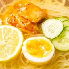 ホルモンの旨い店 焼肉十兵衛_さっぱり冷麺やアツアツ石焼ビビンバなど〆メニューも大満足