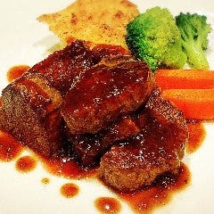MOMO‐DINING