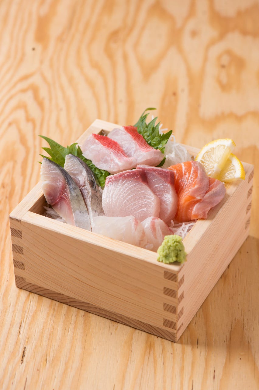 海鮮づくし 海鮮サラダから刺し盛り 〆はミニいくら丼で魚介を味わい尽くす飲み放題付4500円の詳細 魚のとりやまさん 倉敷 居酒屋 ぐるなび