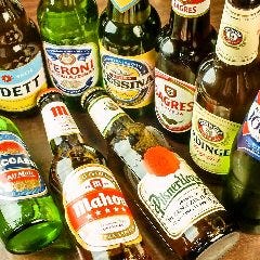 国内では希少な輸入ビールも毎月変えてご提供