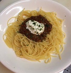 南欧料理のお店タパス_仔牛と玉葱の煮込みソース（ボロネーズ）