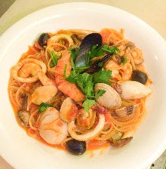 漁師と海女さんのスパゲティ(ペスカトーレ) 南欧料理のお店タパス_漁師と海女さんのスパゲティ(ペスカトーレ)