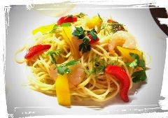小海老とパプリカのハーブ風味のスパゲティ 南欧料理のお店タパス_小海老とパプリカのハーブ風味のスパゲティ