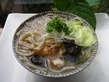 蕎麦，鳥，ネギ，大根，椎茸，にんじん，対馬醤油【長崎県】
