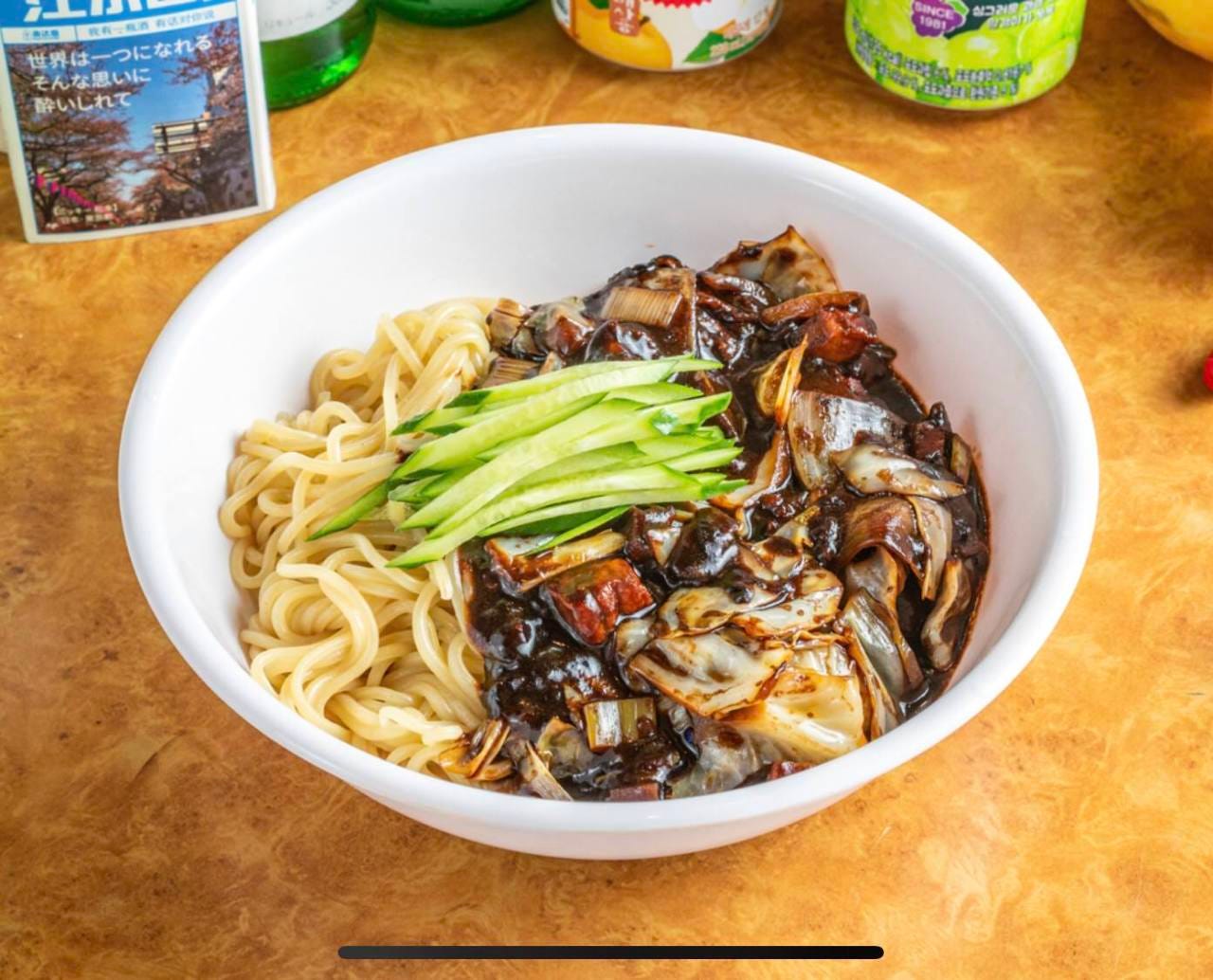 Aセット 2名様におすすめ ジャージャー麺 韓国酢豚セット ジャージャー麺 2 酢豚 の詳細 中華料理 ジョンーキッチン 韓国チキン専門店 なんば 難波 韓国料理その他 ぐるなび