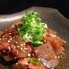 お好み焼き・鉄板焼き ArAkA（あらか） 淀屋橋別館_牛すじ、どて焼き