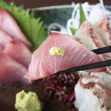 鮮魚の刺身　本日のおすすめにて!!