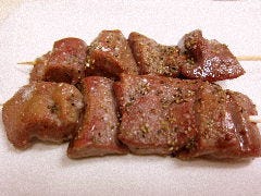 ミシュランガイドの万田酵素豚の究極の新鮮レバー串焼き