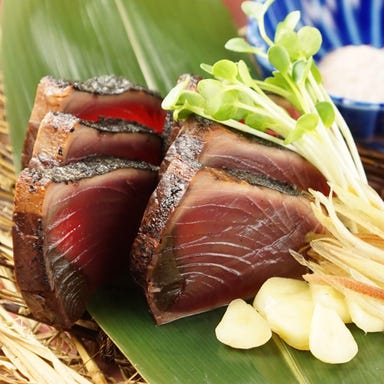 個室 藁焼き小屋 た藁や~たわらや~ 伏見桃山店_名物!カツオの藁焼き!