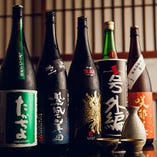 全国の銘酒は、常時40種以上ご用意。その他週替りで旬の日本酒も