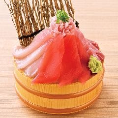 迷ったらコレ！圧倒的お得！『漁師盛り まぐろ尽くし』